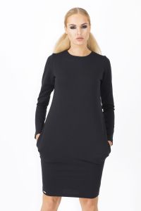 Long Sleeves Black Dress with Side Pockets