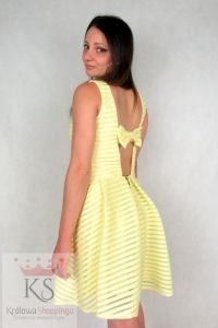 Sukienka rozkloszowana z kokardką żółta